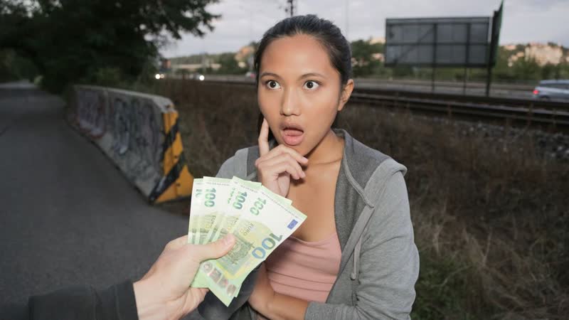 Порно видео: порно секс за деньги на улице